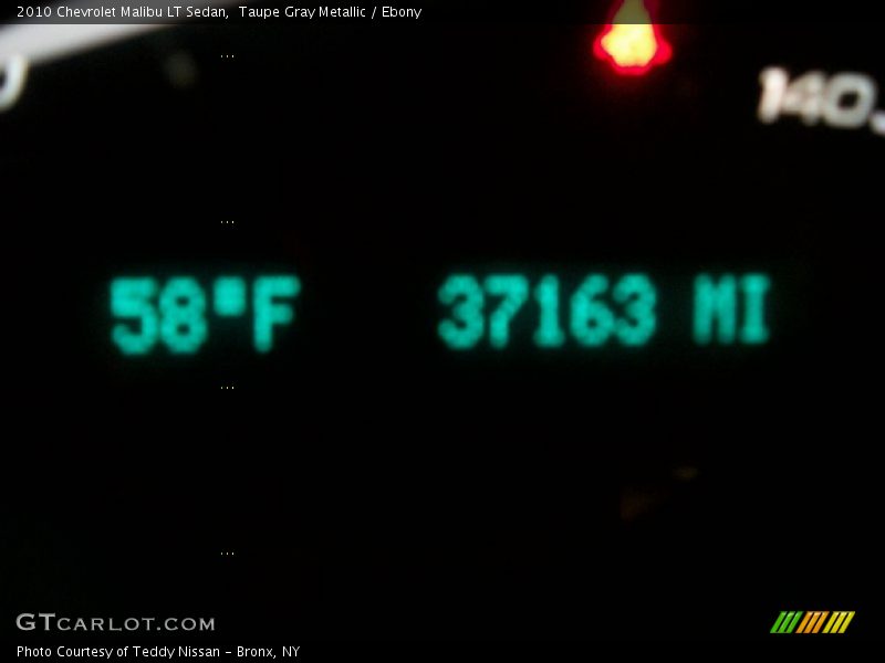 Taupe Gray Metallic / Ebony 2010 Chevrolet Malibu LT Sedan