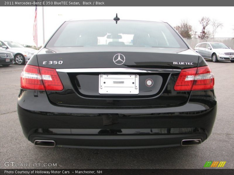 Black / Black 2011 Mercedes-Benz E 350 BlueTEC Sedan