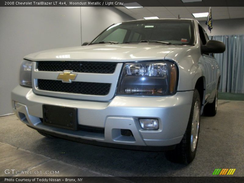 Moondust Metallic / Light Gray 2008 Chevrolet TrailBlazer LT 4x4