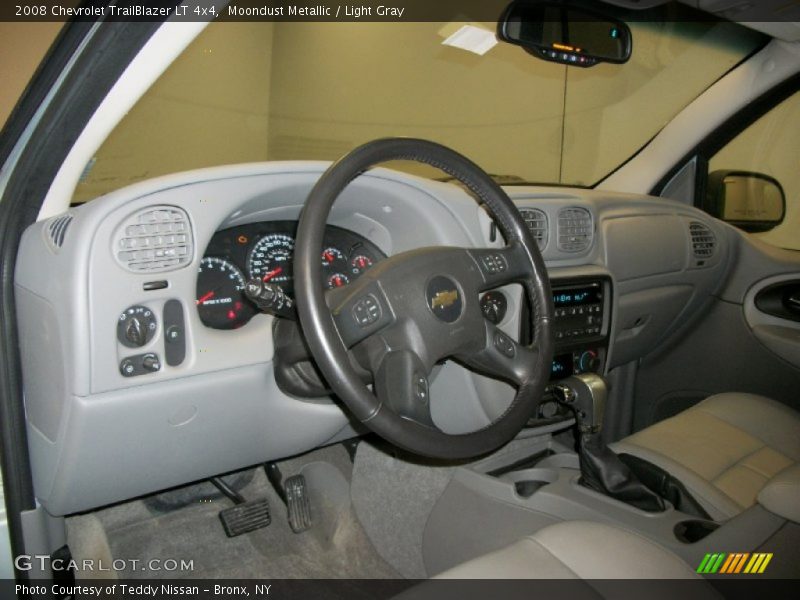 Moondust Metallic / Light Gray 2008 Chevrolet TrailBlazer LT 4x4
