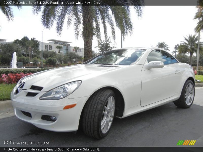 Front 3/4 View of 2007 SLK 280 Roadster