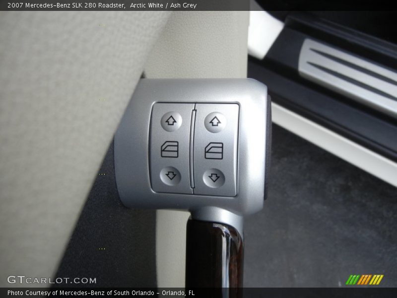 Arctic White / Ash Grey 2007 Mercedes-Benz SLK 280 Roadster
