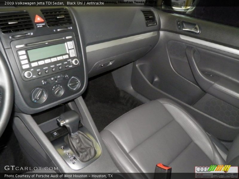 Black Uni / Anthracite 2009 Volkswagen Jetta TDI Sedan