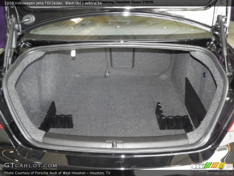 Black Uni / Anthracite 2009 Volkswagen Jetta TDI Sedan