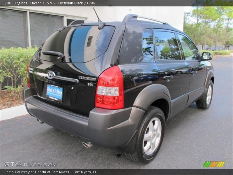 Obsidian Black / Gray 2005 Hyundai Tucson GLS V6