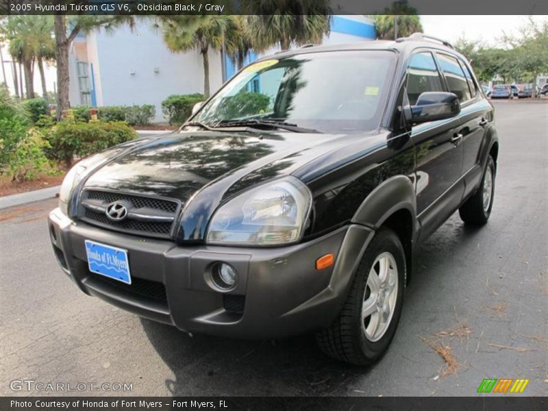 Obsidian Black / Gray 2005 Hyundai Tucson GLS V6