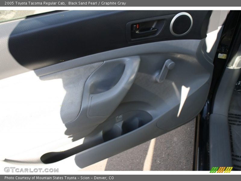 Black Sand Pearl / Graphite Gray 2005 Toyota Tacoma Regular Cab