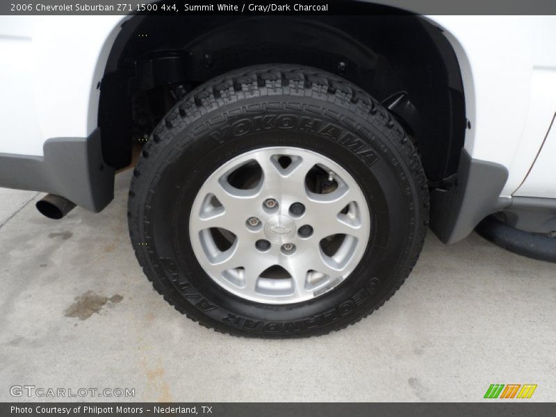 Summit White / Gray/Dark Charcoal 2006 Chevrolet Suburban Z71 1500 4x4