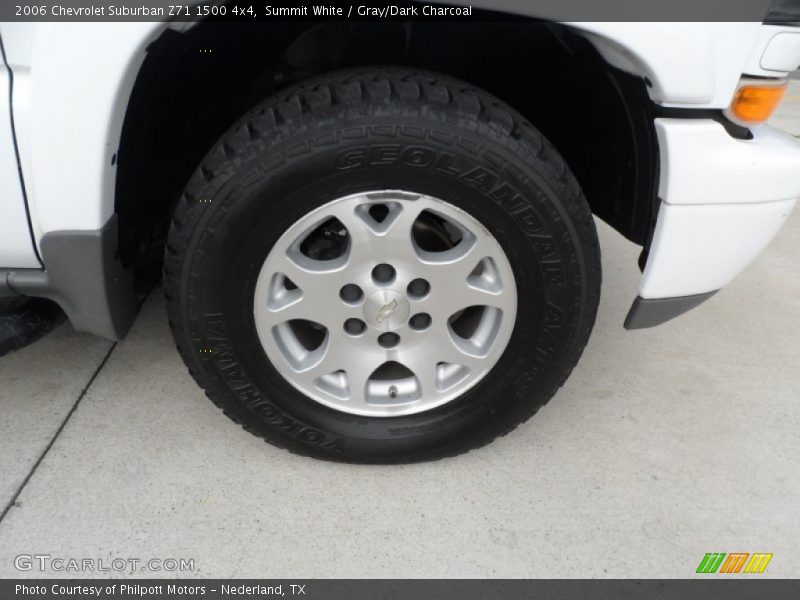 Summit White / Gray/Dark Charcoal 2006 Chevrolet Suburban Z71 1500 4x4