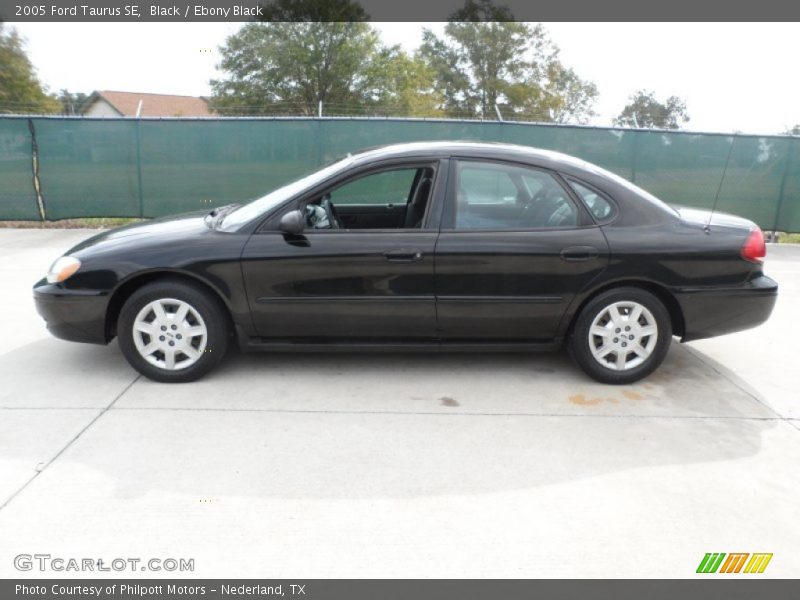 Black / Ebony Black 2005 Ford Taurus SE