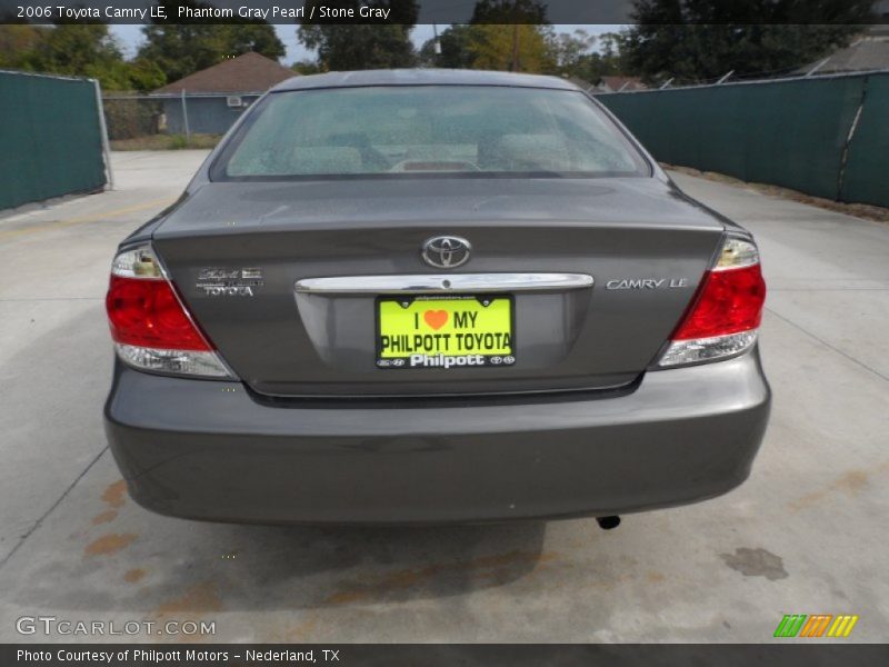 Phantom Gray Pearl / Stone Gray 2006 Toyota Camry LE