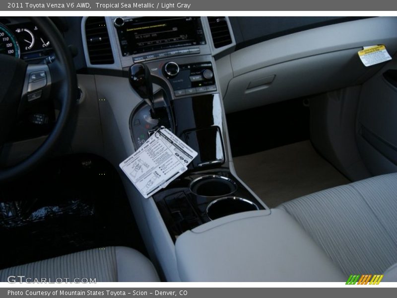 Tropical Sea Metallic / Light Gray 2011 Toyota Venza V6 AWD