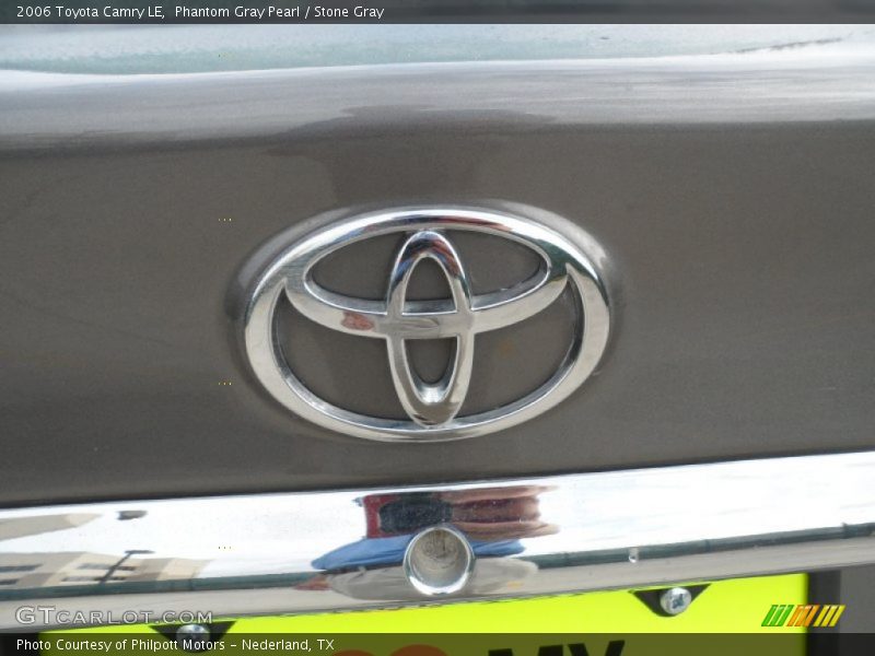 Phantom Gray Pearl / Stone Gray 2006 Toyota Camry LE