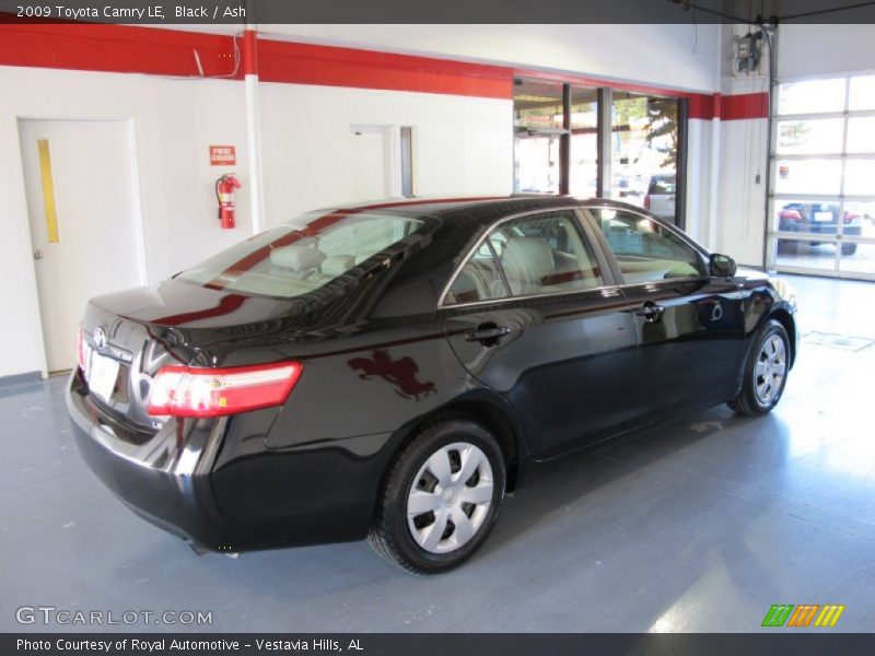 Black / Ash 2009 Toyota Camry LE