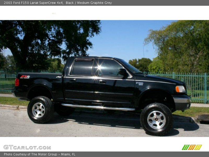 Black / Medium Graphite Grey 2003 Ford F150 Lariat SuperCrew 4x4