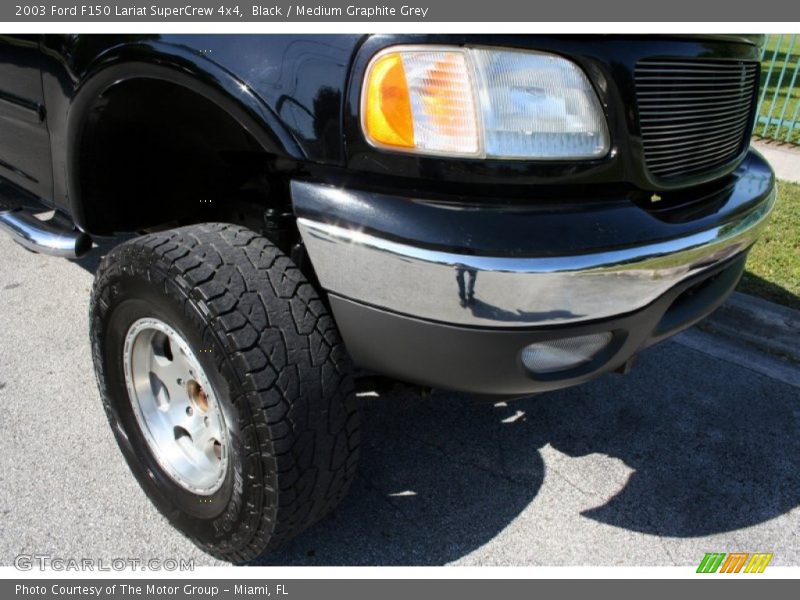 Black / Medium Graphite Grey 2003 Ford F150 Lariat SuperCrew 4x4