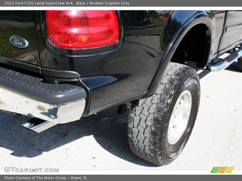 Black / Medium Graphite Grey 2003 Ford F150 Lariat SuperCrew 4x4