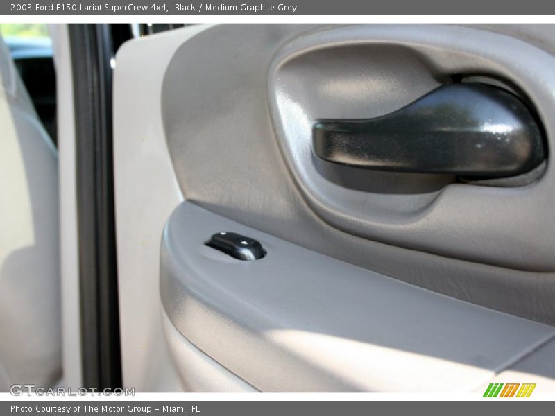 Black / Medium Graphite Grey 2003 Ford F150 Lariat SuperCrew 4x4