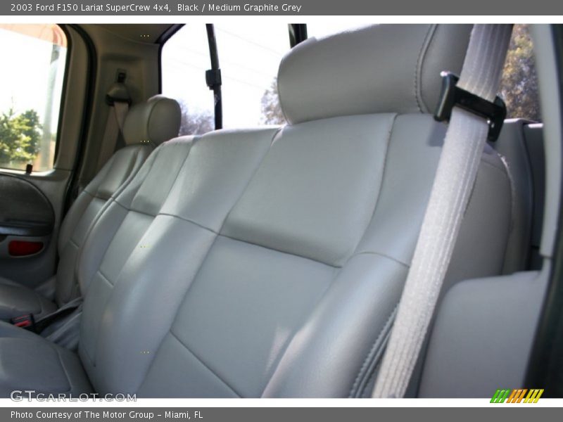 Black / Medium Graphite Grey 2003 Ford F150 Lariat SuperCrew 4x4