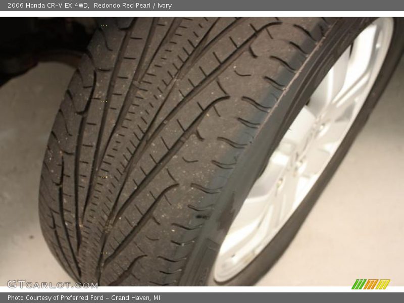 Redondo Red Pearl / Ivory 2006 Honda CR-V EX 4WD