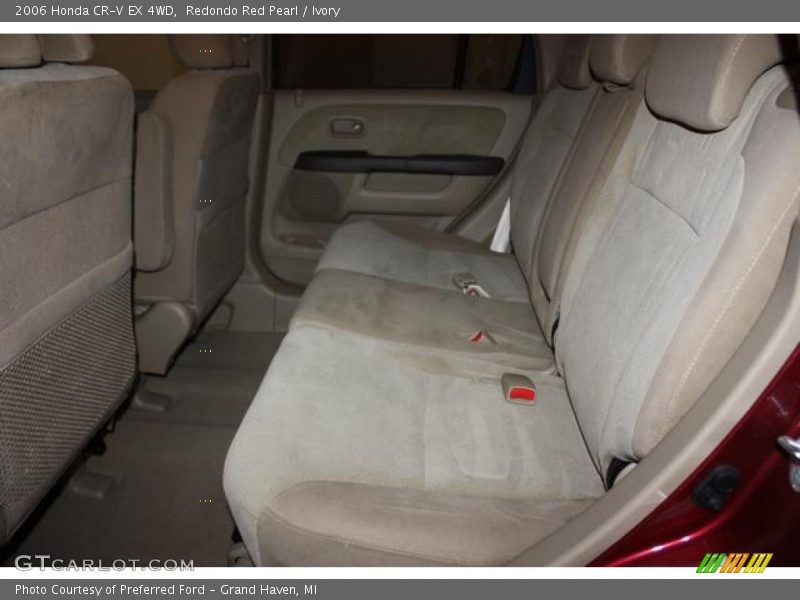 Redondo Red Pearl / Ivory 2006 Honda CR-V EX 4WD