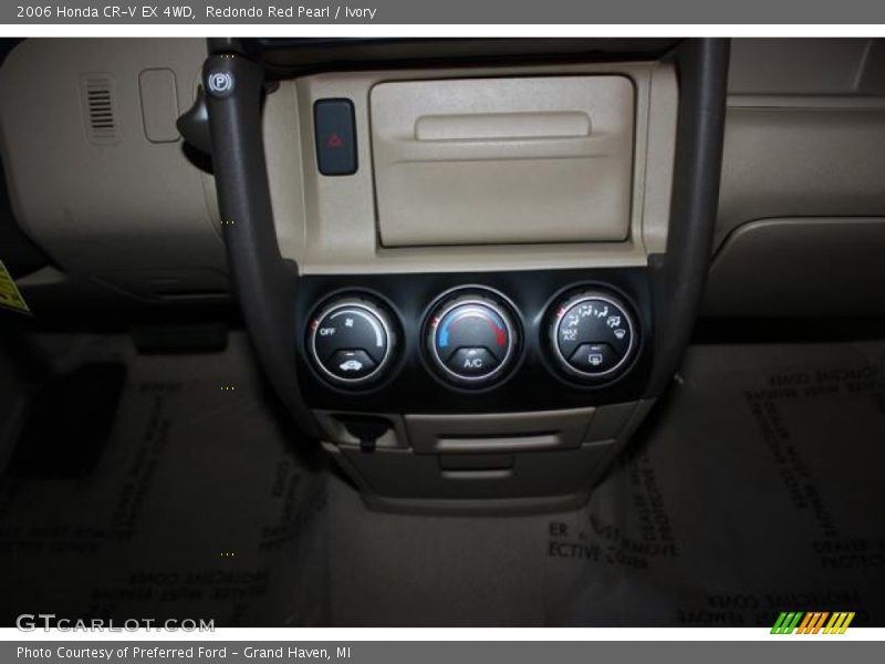 Redondo Red Pearl / Ivory 2006 Honda CR-V EX 4WD