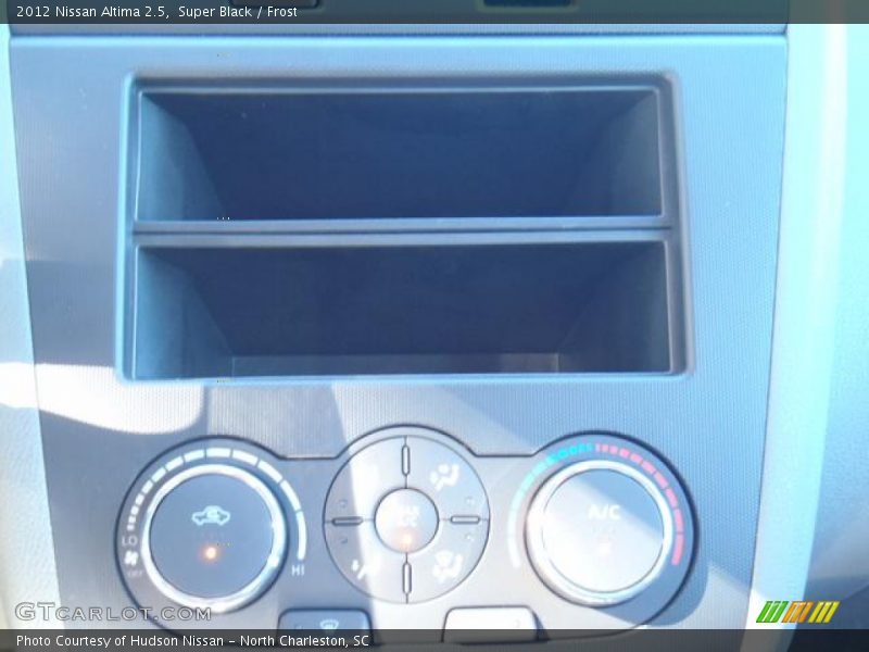 Super Black / Frost 2012 Nissan Altima 2.5