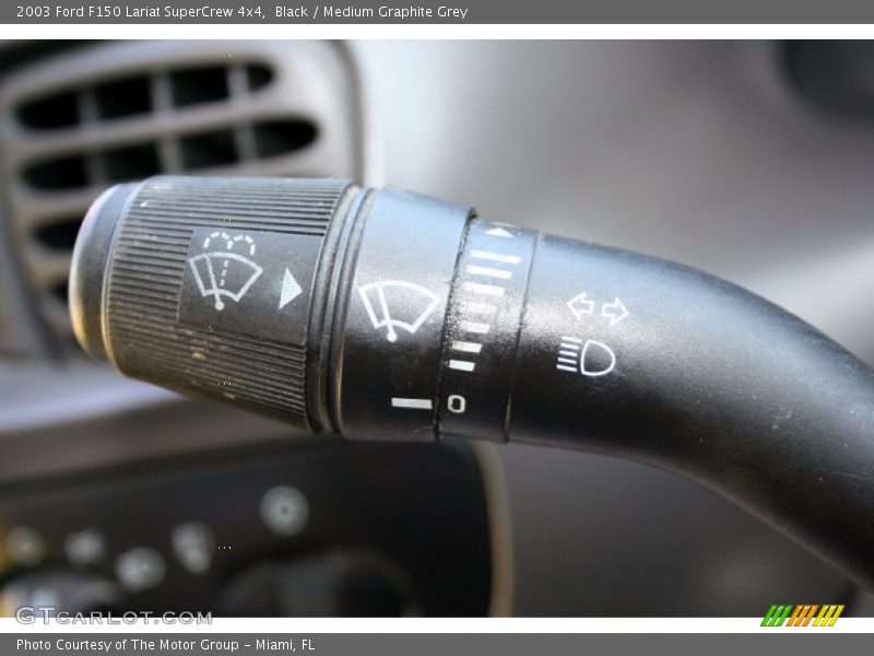 Black / Medium Graphite Grey 2003 Ford F150 Lariat SuperCrew 4x4