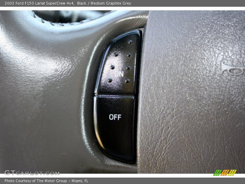 Black / Medium Graphite Grey 2003 Ford F150 Lariat SuperCrew 4x4