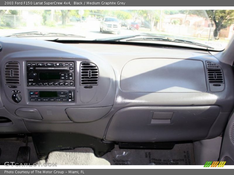Black / Medium Graphite Grey 2003 Ford F150 Lariat SuperCrew 4x4
