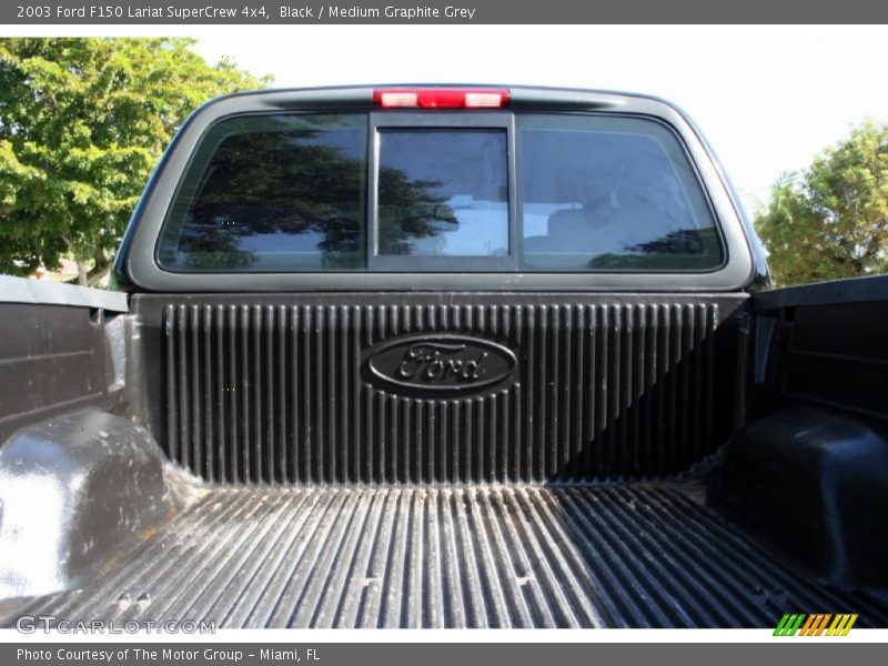 Black / Medium Graphite Grey 2003 Ford F150 Lariat SuperCrew 4x4