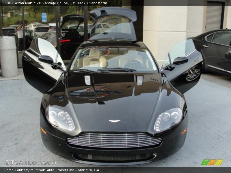 Jet Black / Sandstorm 2007 Aston Martin V8 Vantage Coupe