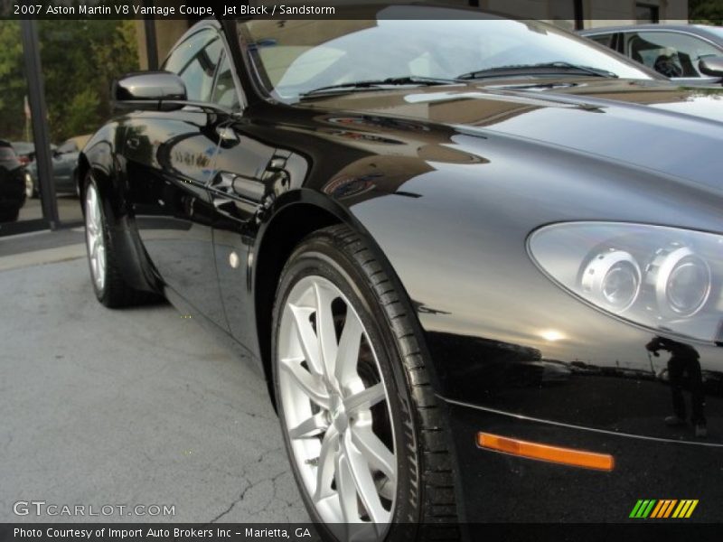 Jet Black / Sandstorm 2007 Aston Martin V8 Vantage Coupe