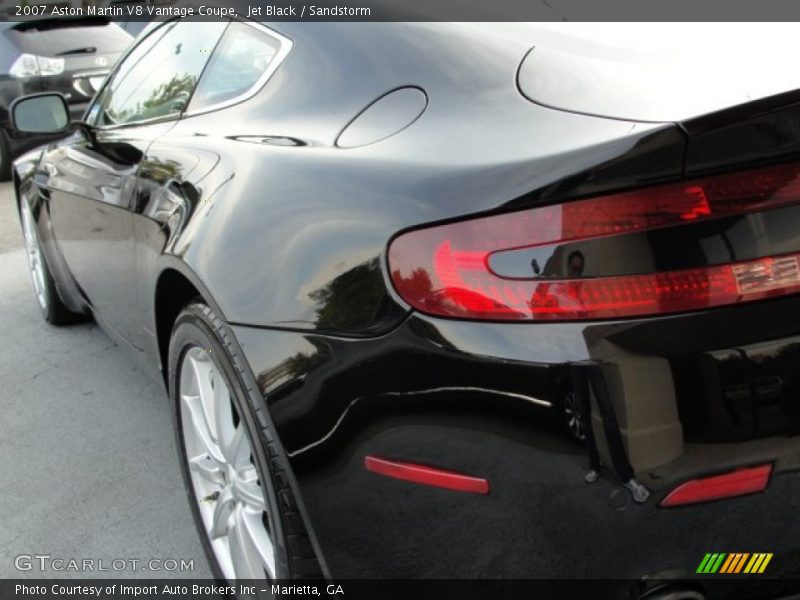 Jet Black / Sandstorm 2007 Aston Martin V8 Vantage Coupe