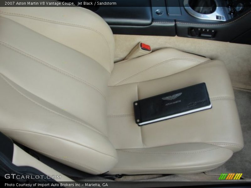 Books/Manuals of 2007 V8 Vantage Coupe