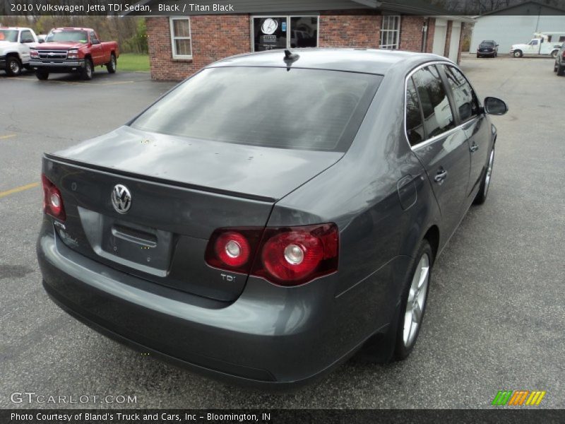 Black / Titan Black 2010 Volkswagen Jetta TDI Sedan