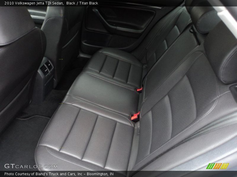 Black / Titan Black 2010 Volkswagen Jetta TDI Sedan