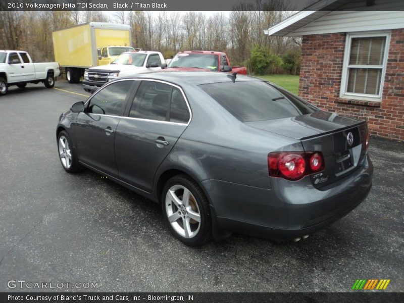 Black / Titan Black 2010 Volkswagen Jetta TDI Sedan