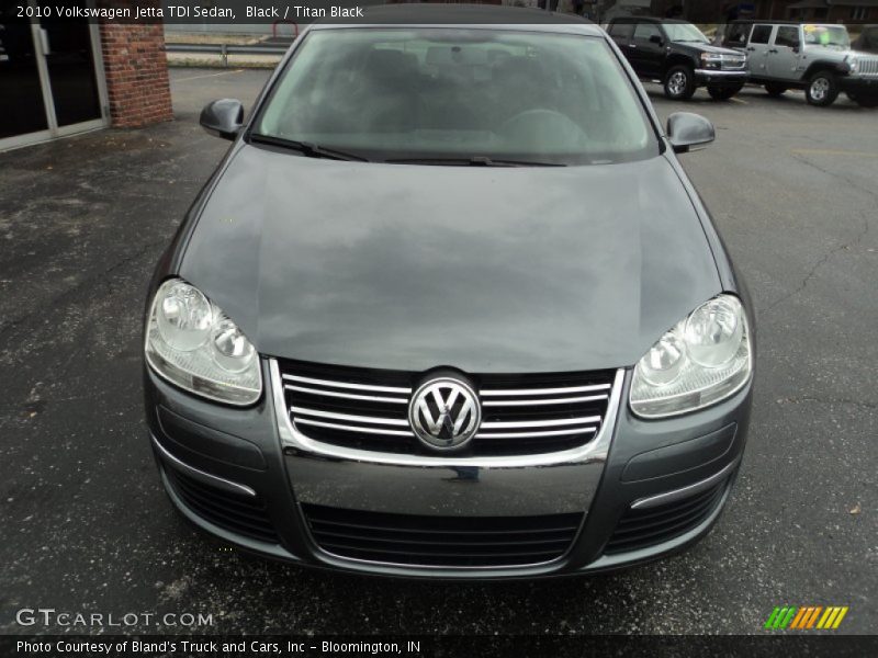Black / Titan Black 2010 Volkswagen Jetta TDI Sedan
