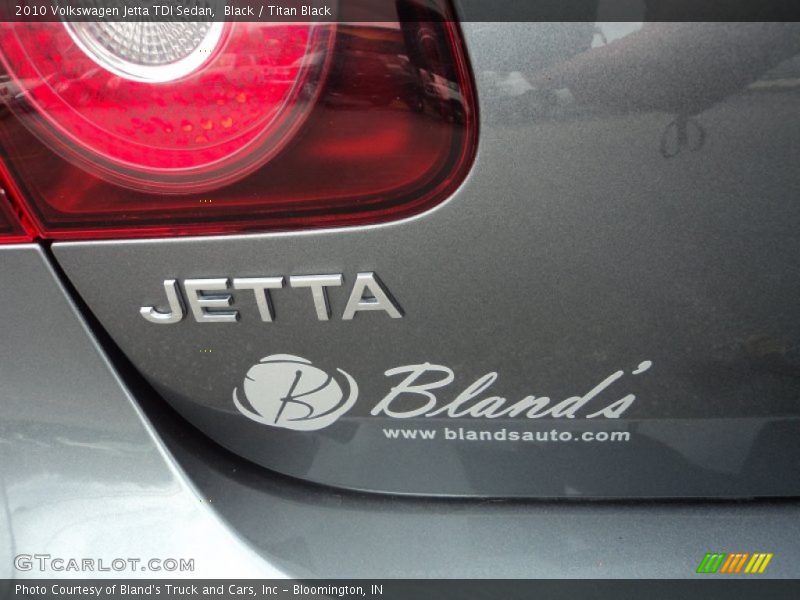 Black / Titan Black 2010 Volkswagen Jetta TDI Sedan