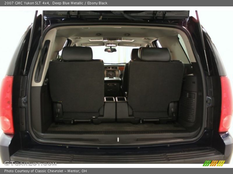  2007 Yukon SLT 4x4 Trunk