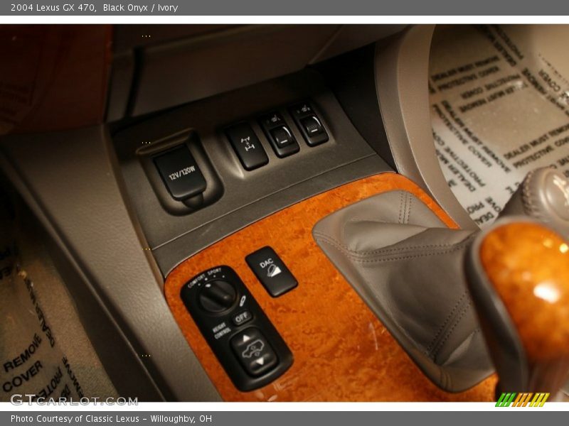 Black Onyx / Ivory 2004 Lexus GX 470