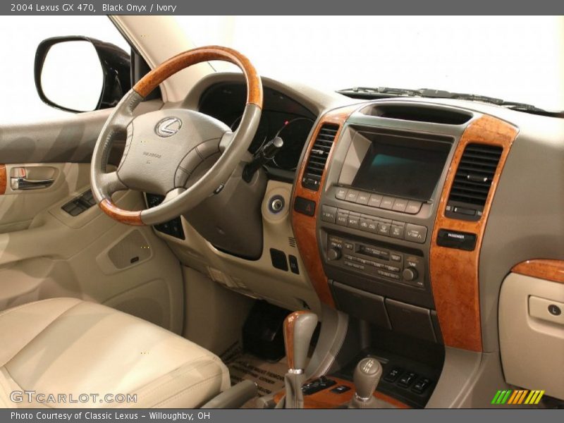 Black Onyx / Ivory 2004 Lexus GX 470