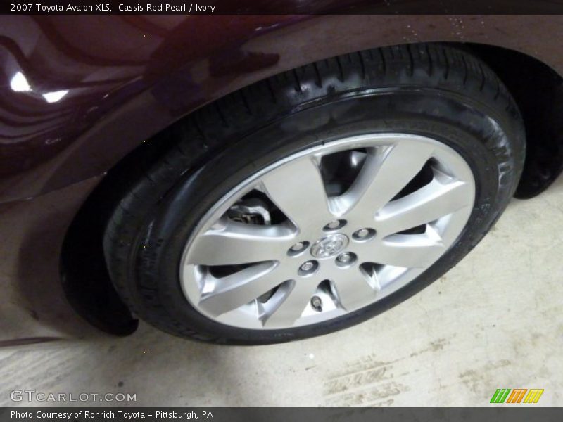 Cassis Red Pearl / Ivory 2007 Toyota Avalon XLS