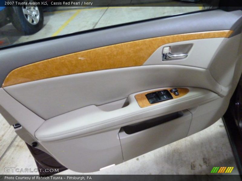 Cassis Red Pearl / Ivory 2007 Toyota Avalon XLS