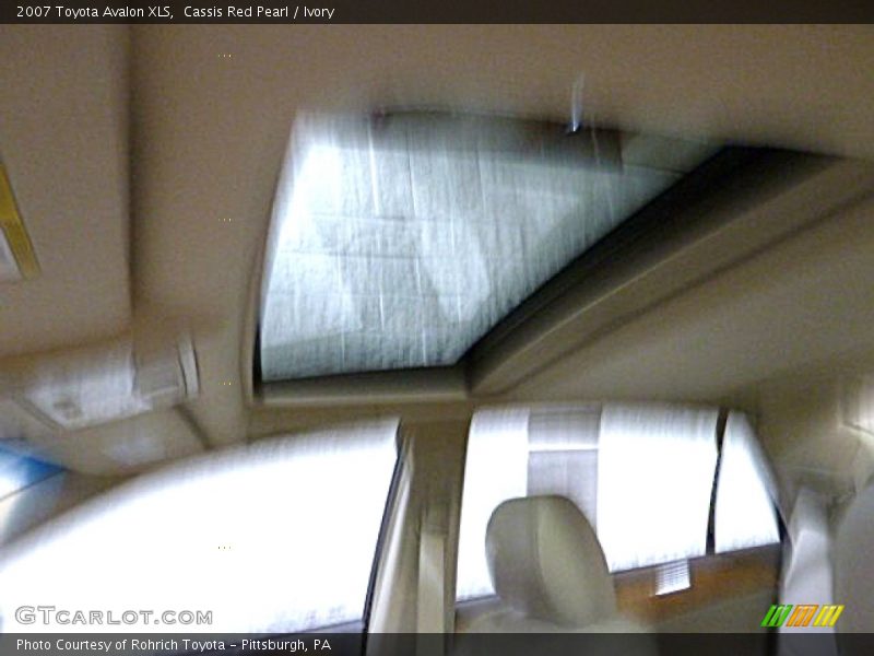 Cassis Red Pearl / Ivory 2007 Toyota Avalon XLS