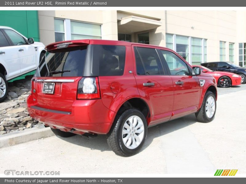 Rimini Red Metallic / Almond 2011 Land Rover LR2 HSE