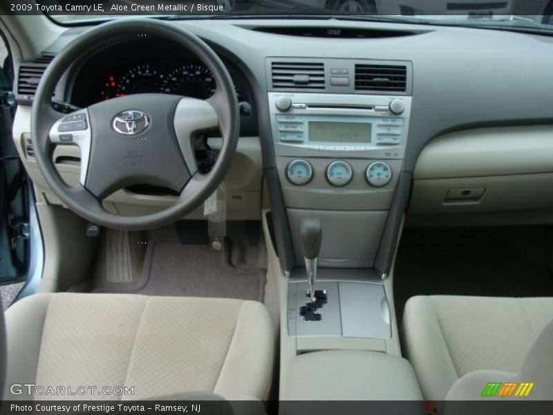 Aloe Green Metallic / Bisque 2009 Toyota Camry LE