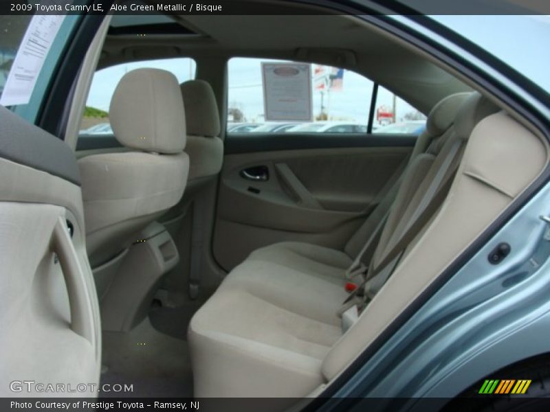 Aloe Green Metallic / Bisque 2009 Toyota Camry LE