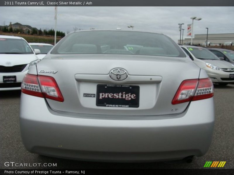 Classic Silver Metallic / Ash 2011 Toyota Camry LE